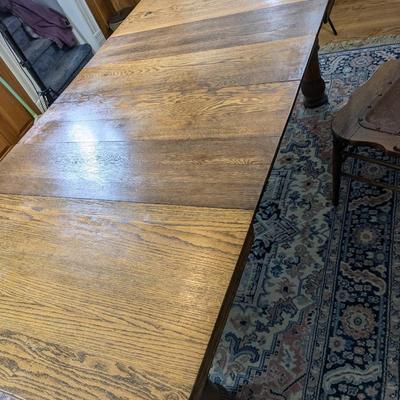 Antique Solid Oak Dining Table w/ 4 Leaves