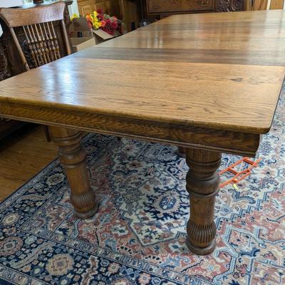 Antique Solid Oak Dining Table w/ 4 Leaves