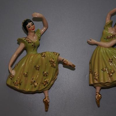 CERAMIC ARTS STUDIO WALL PLAQUES "ATTITUDE AND ARABESQUE" GREEN