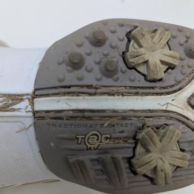 Size 9 Women's Nike Golf Shoes