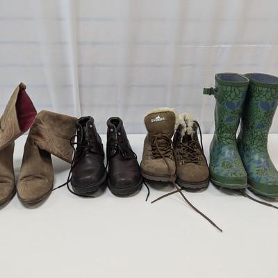 Women's Size 9 Boots