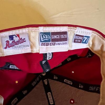Vnt. & Contemp. Philadelphia Phillies Fan Sports Gear Lot