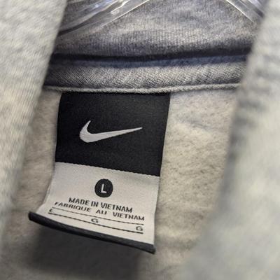 Women Sports Shirts & Pullovers