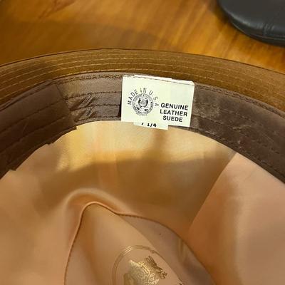 Vint. & Contemp. Mens Accessories Lot - Hats, Belts, Slippers etc.