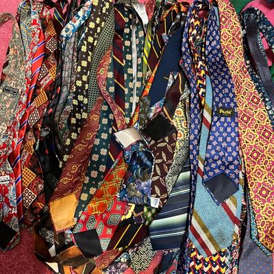 Huge Vintage Mens Ties Lot
