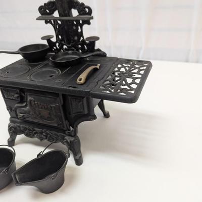 Crescent Made In USA Salesman Sample Stove