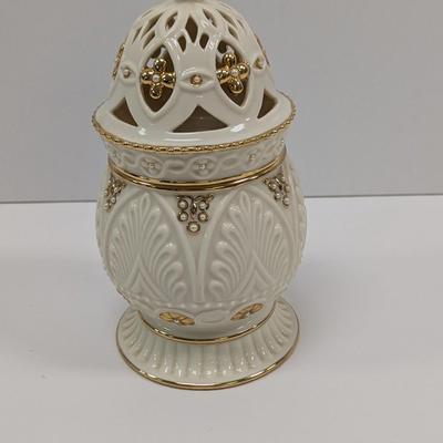 Lenox Illuminations Florentine & Pearl Domed Candle Jar
