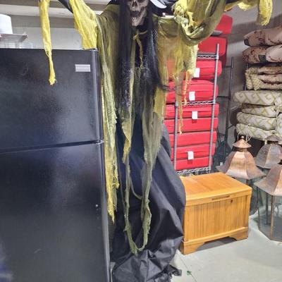 ~7" Witch Skeleton