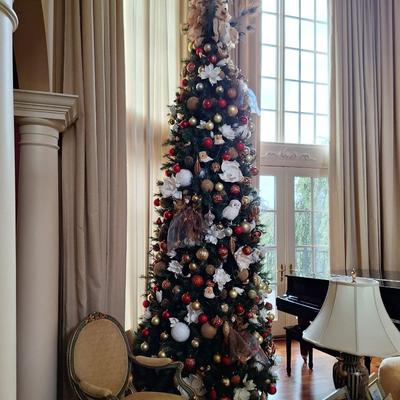 Large ~12' decorated Christmas Tree