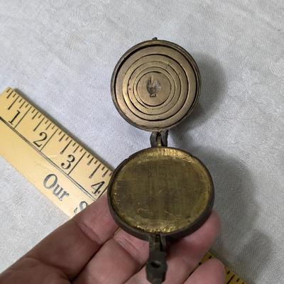 ANTIQUE BRASS APOTHECARY NESTING CUP WEIGHTS