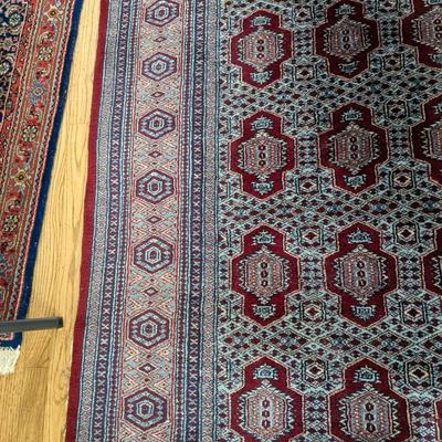 Stunning Turk Hand Woven Wool Rug