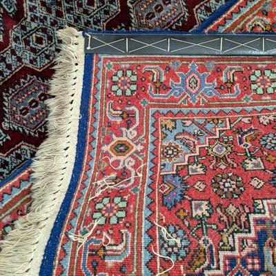 Stunning Turk Hand Woven Wool Rug