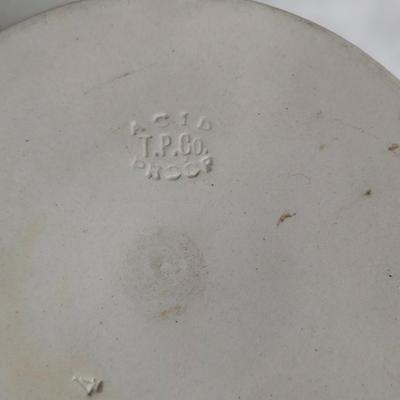 Vintage T.P. Co Mortar and Pestle 8"