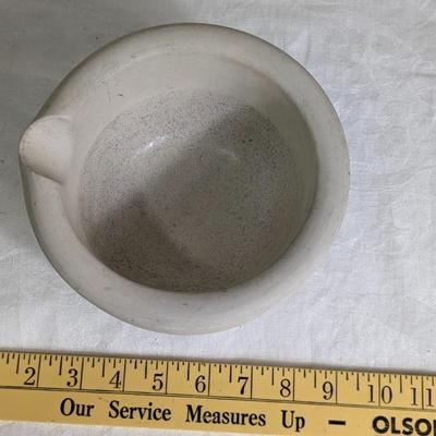 Vintage T.P. Co Mortar and Pestle 8"