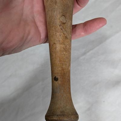 Vintage T.P. Co Mortar and Pestle 8"