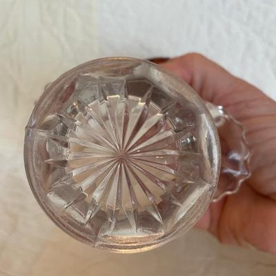 Etched floral ruffled edge basket