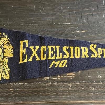 Excelsior Springs pendant