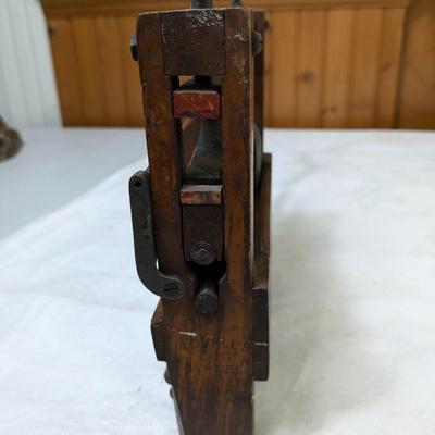 Antique Lovell Clothing Wringer