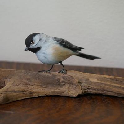 HAND CARVED & HAND PAINTED CHICKADEE BIRD SIGNED ON BASE A.WARRENS AND S. CAGLE