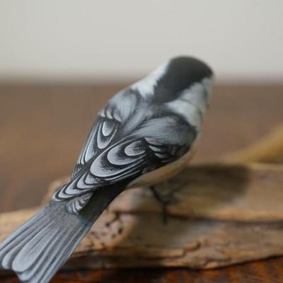 HAND CARVED & HAND PAINTED CHICKADEE BIRD SIGNED ON BASE A.WARRENS AND S. CAGLE