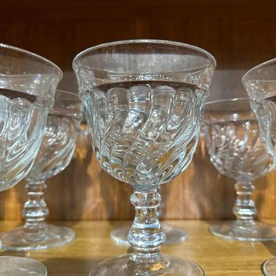 Colony clear glass Fostoria wine glasses set of 8