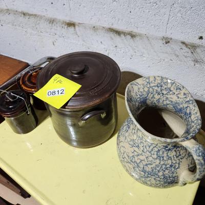 lot of 4 pieces Robinson Ransbottom Pottery Roseville Ohio Blue Sponge Pitcher , Stoneware Crock w Lid