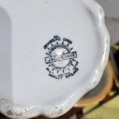 Antique J& G Meakin Ironstone Pitcher & Wash Basin Hanley England