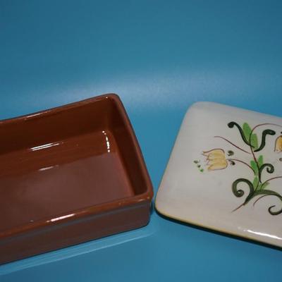 STANGL POTTERY TRINKET BOX W/ YELLOW TULIPS