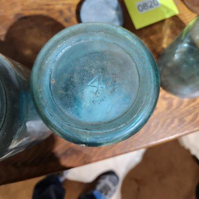 Lot of Ball Mason Jars w Zinc Tops 1,2,4,6