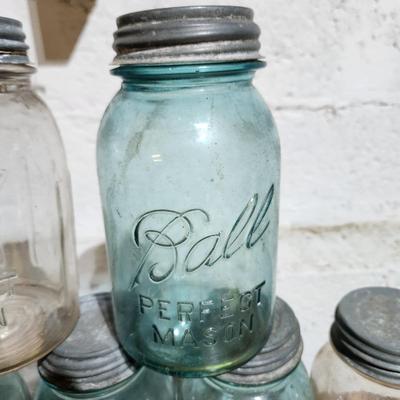 Lot of Ball Mason Jars w Zinc Tops 1,2,4,6