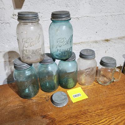 Lot of Ball Mason Jars w Zinc Tops 1,2,4,6