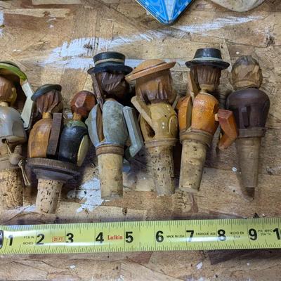 6Vintage Mechanical Hand Carved Wooden Wine Bottle Stopper