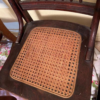 Mixed Lot 5 Vintage Chairs