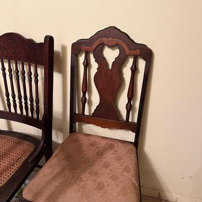 Mixed Lot 5 Vintage Chairs