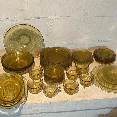 Big Lot Vintage Yellow Depression Glassware