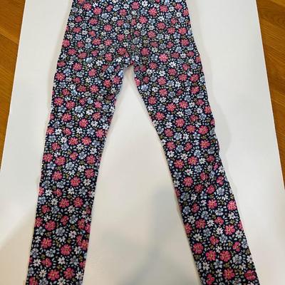 7 Pairs of Leggings Size 6T-8T