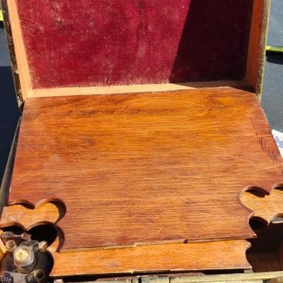 Home Deco lot, including vintage wooden box hand written note dated 1909
