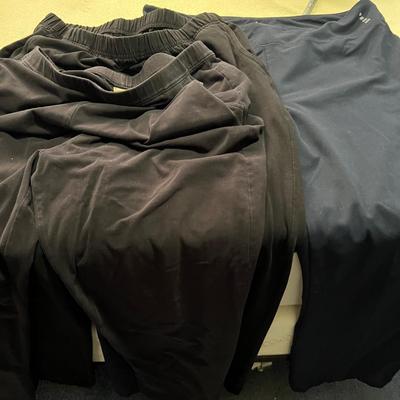 Women’s Mixed Clothing Lot - Lands End, L.L. Bean - Pants, Tops, Jacket, Fleece