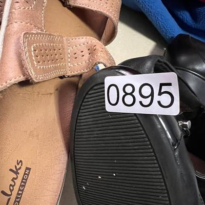 Women’s Sandals Shoes Lot - Clark’s, Bass