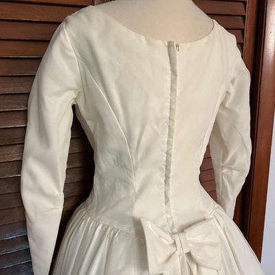 Vintage Wedding Dress Gown