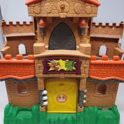 Fisher-Price Imaginext Castle + Extras