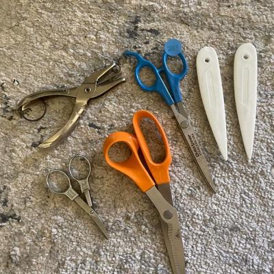 Scissors