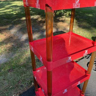 Big Wise Display Shelf