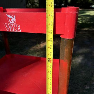 Big Wise Display Shelf