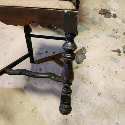 4 Antique Chairs 3 Armless 1 w Arms