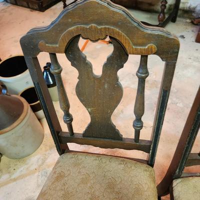 4 Antique Chairs 3 Armless 1 w Arms