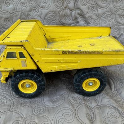 1986 Metal Remco Truck