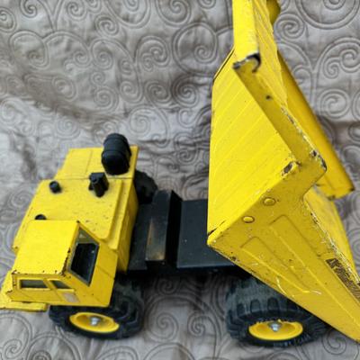 1986 Metal Remco Truck