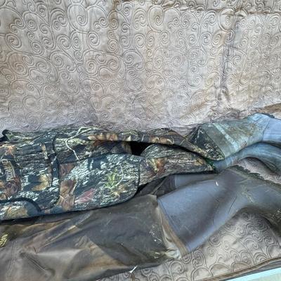 Red Head Weighters/Hip Boots Size 6 & 7