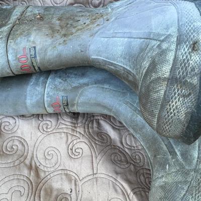 Red Head Weighters/Hip Boots Size 6 & 7